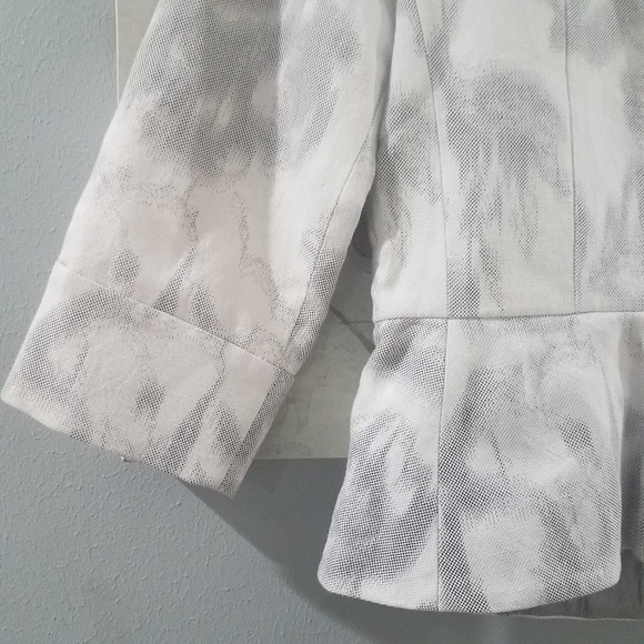 Banana Republic Petite Blazer (New) Size 4P - Picture 14 of 14